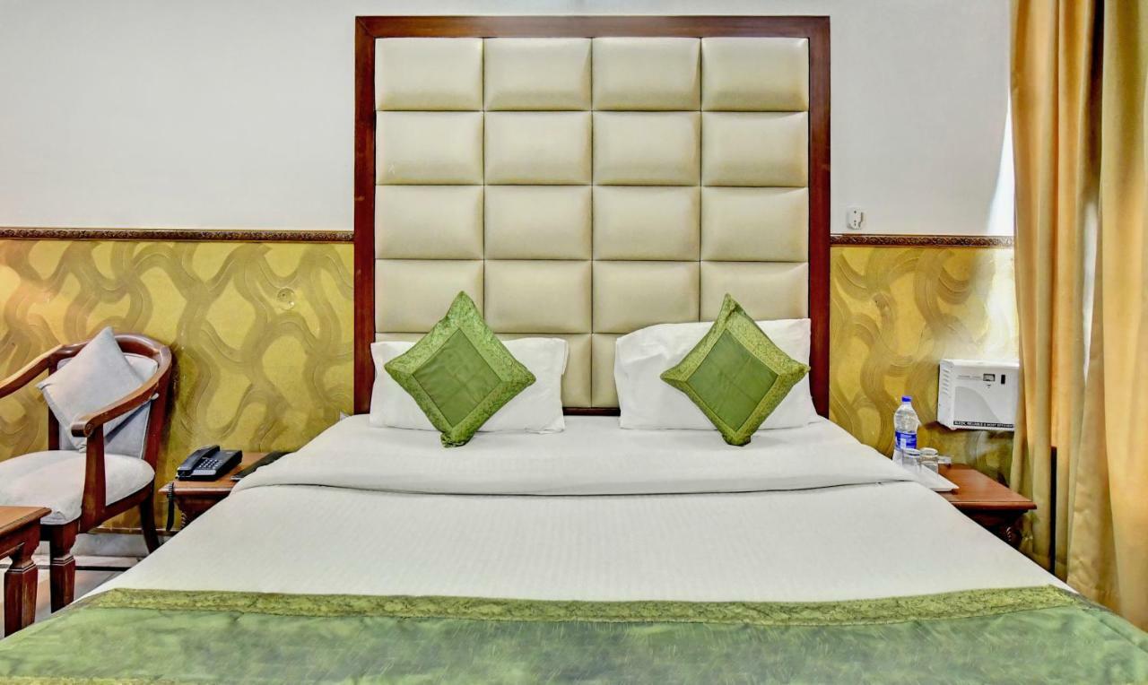 Treebo Trend Corporate Inn Chandigarh Luaran gambar